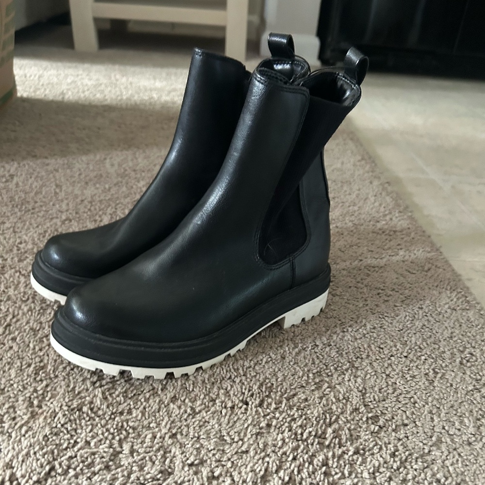 Art Class Black Booties